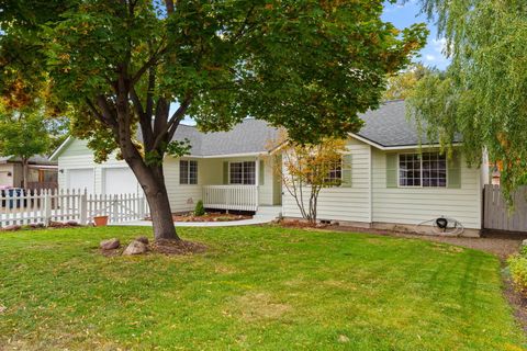 2723 NW 15th Street Redmond OR 97756