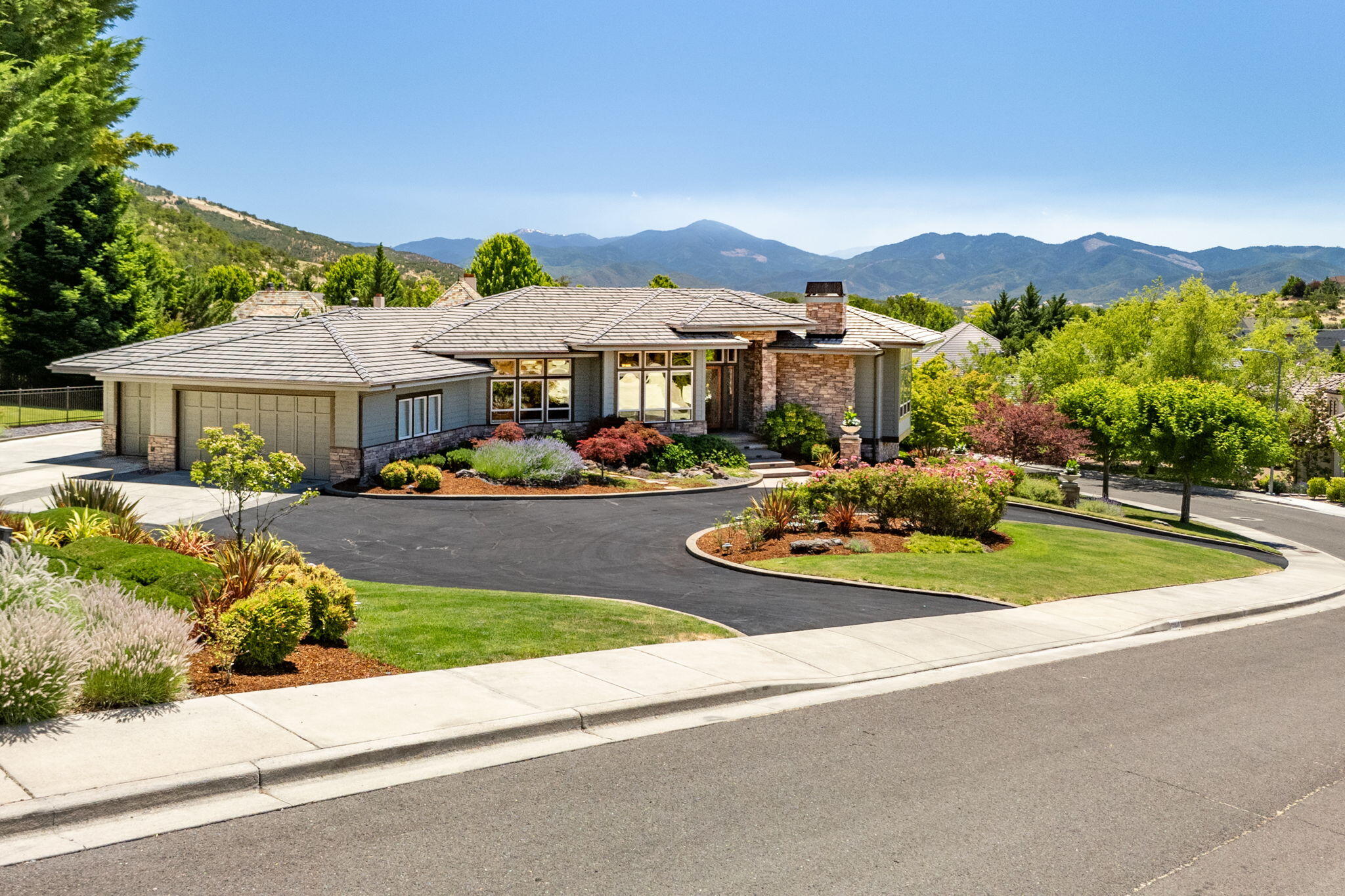 Saddle Ridge Subdivision Phase 1 - Residential