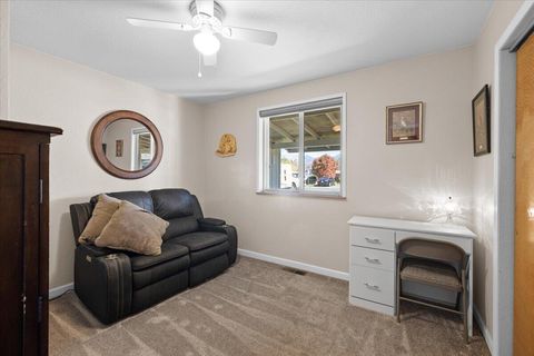 Tiny photo for 1459 SW Silver Maple Way, Grants Pass, OR 97526 (MLS # 220217646)