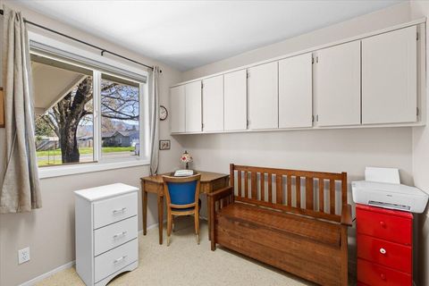 Tiny photo for 1459 SW Silver Maple Way, Grants Pass, OR 97526 (MLS # 220217646)