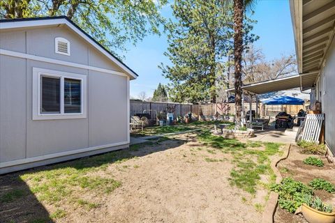 Tiny photo for 1459 SW Silver Maple Way, Grants Pass, OR 97526 (MLS # 220217646)