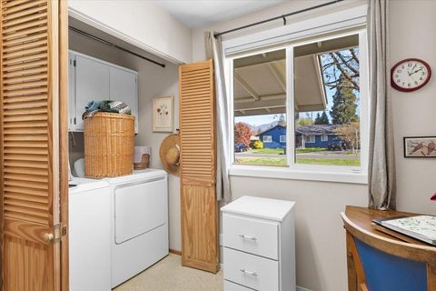 Tiny photo for 1459 SW Silver Maple Way, Grants Pass, OR 97526 (MLS # 220217646)