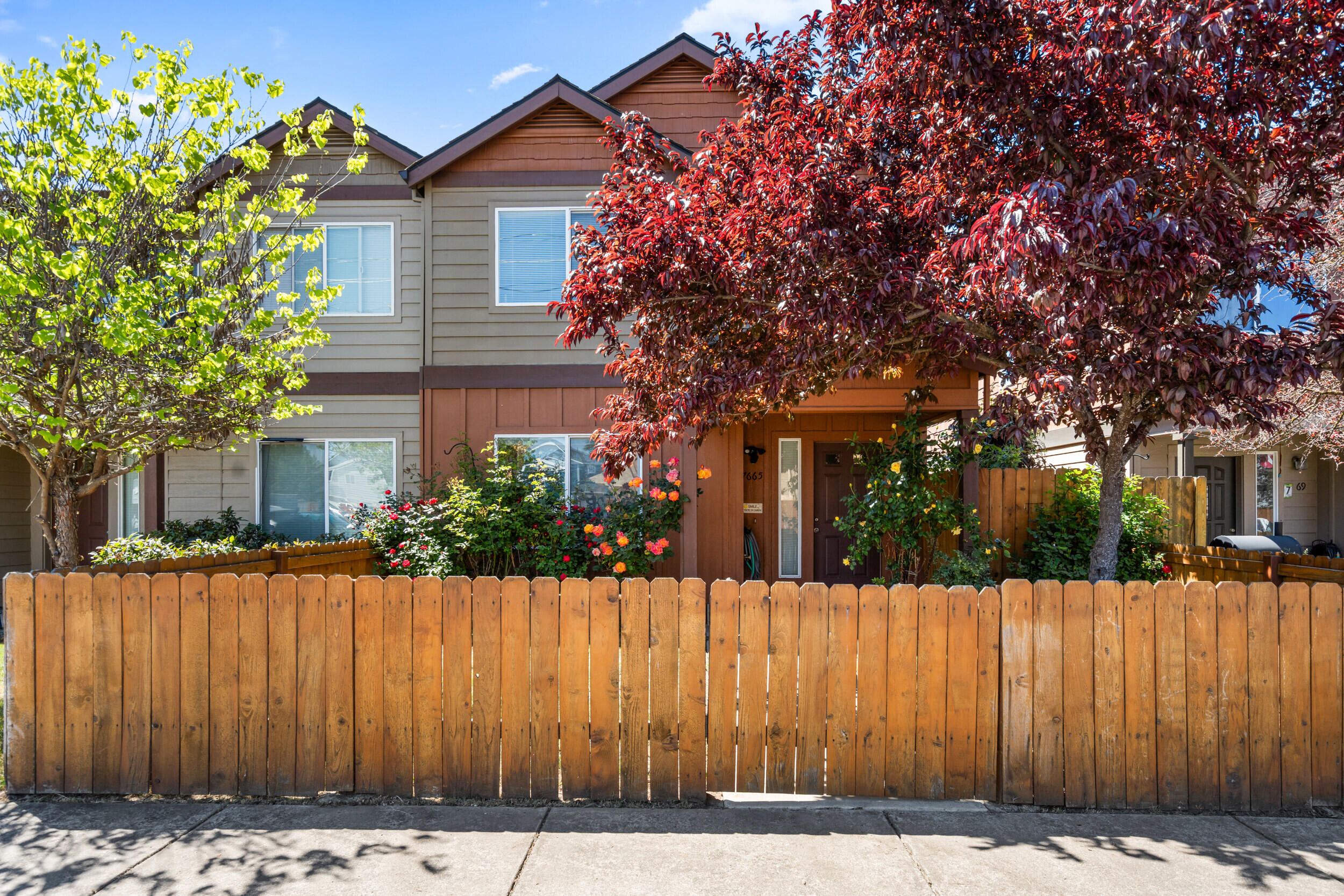 1_7665 24th st, white city, or 97503-03