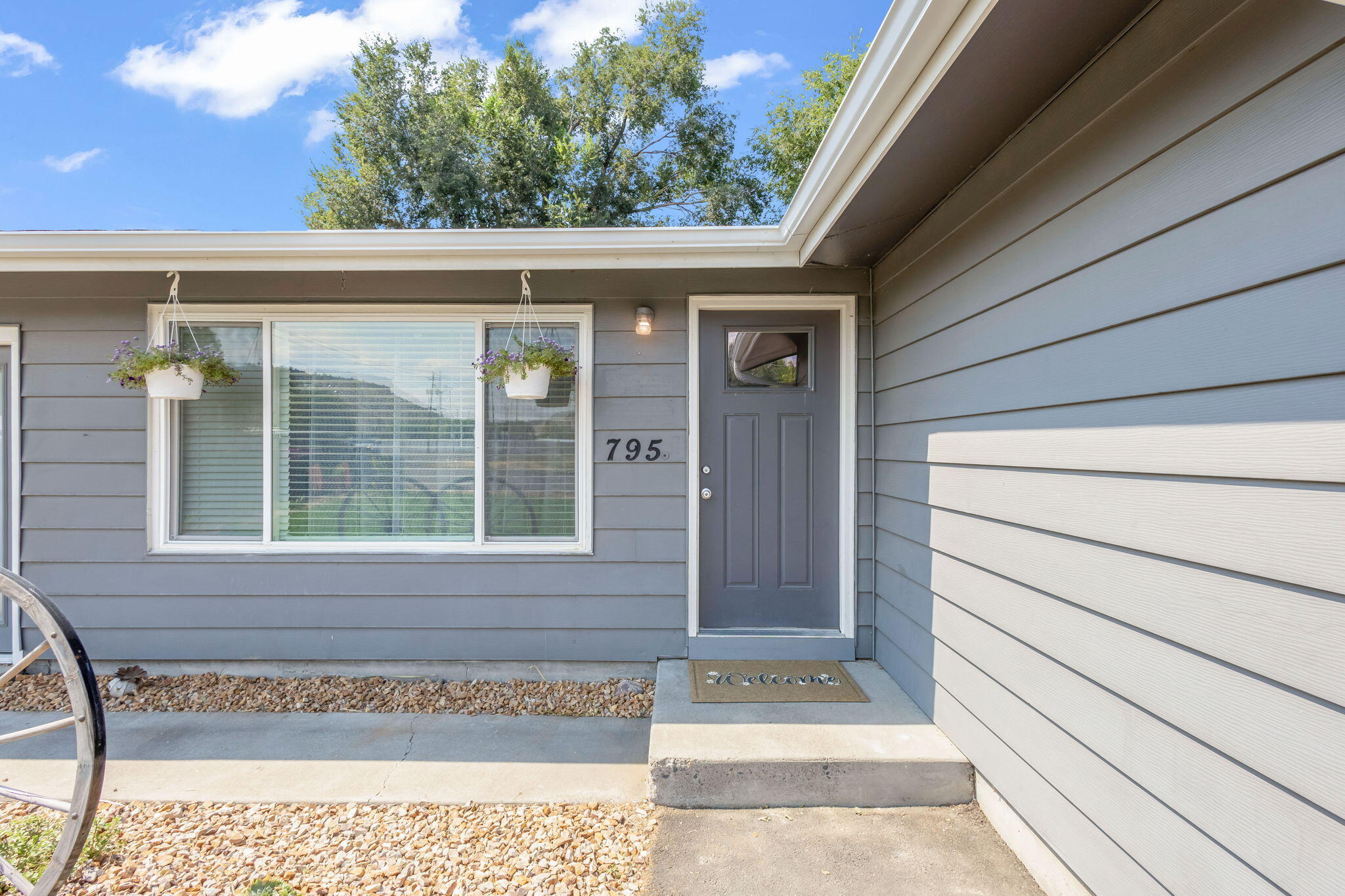 795 SE Fairview Street