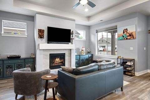 Tiny photo for 51977 Musket Drive, La Pine, OR 97739 (MLS # 220217575)