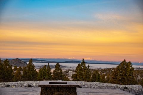 Tiny photo for 5907 NE Timber Lane, Prineville, OR 97754 (MLS # 220213058)