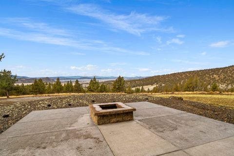Tiny photo for 5907 NE Timber Lane, Prineville, OR 97754 (MLS # 220213058)