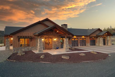 Tiny photo for 5907 NE Timber Lane, Prineville, OR 97754 (MLS # 220213058)