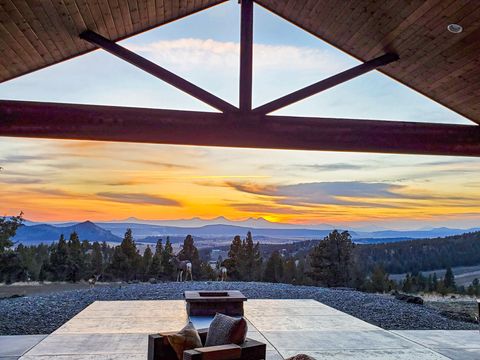 Tiny photo for 5907 NE Timber Lane, Prineville, OR 97754 (MLS # 220213058)