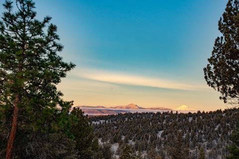 Tiny photo for 5907 NE Timber Lane, Prineville, OR 97754 (MLS # 220213058)