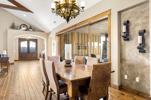 Tiny photo for 5907 NE Timber Lane, Prineville, OR 97754 (MLS # 220213058)