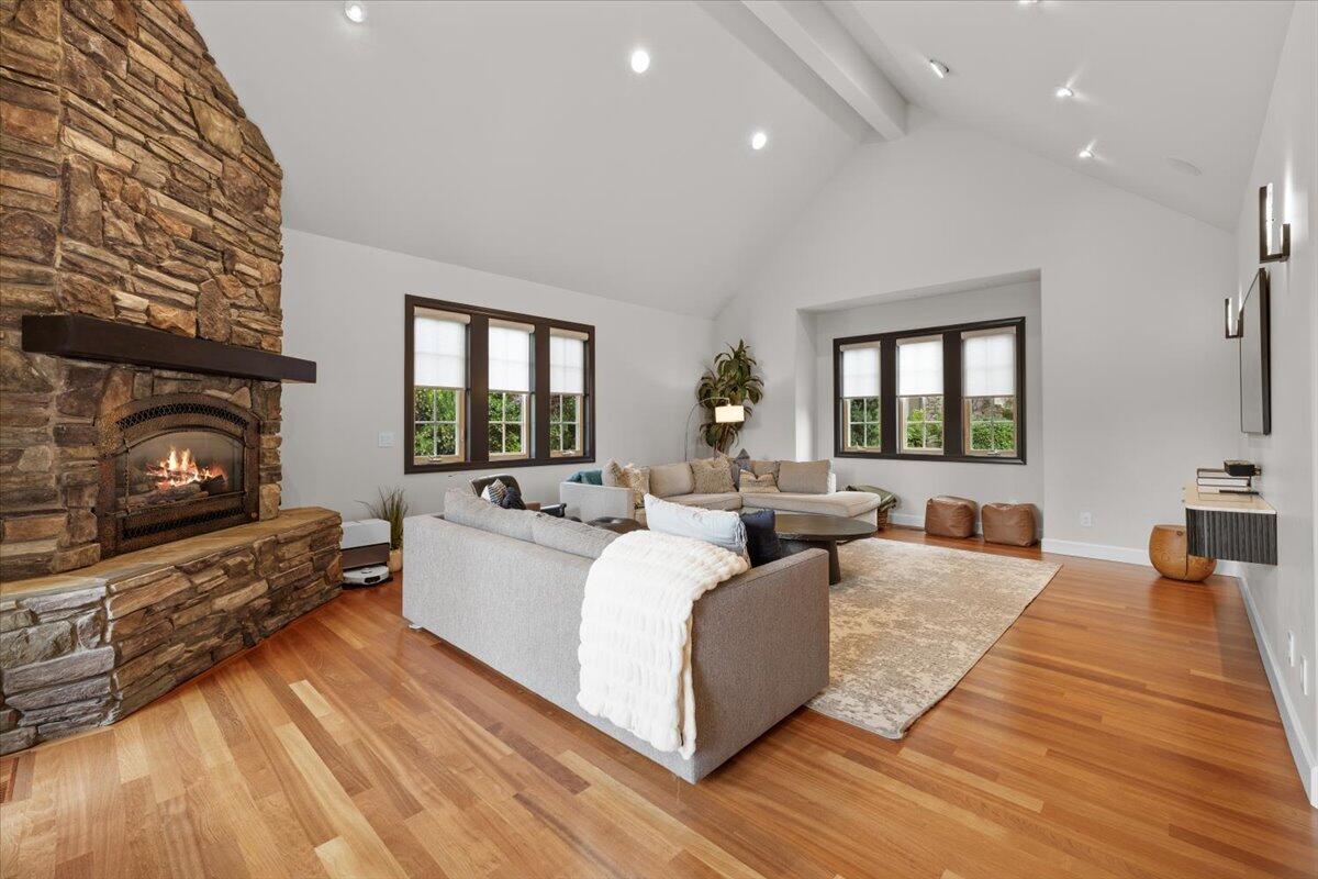 Island Pointe Subdivision - Residential