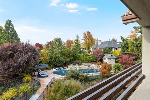 Tiny photo for 288 Island Pointe Drive, Medford, OR 97504 (MLS # 220211907)