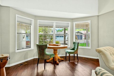 Tiny photo for 820 E Pebble Beach Drive, Ashland, OR 97520 (MLS # 220220038)