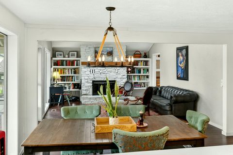 Tiny photo for 820 E Pebble Beach Drive, Ashland, OR 97520 (MLS # 220220038)