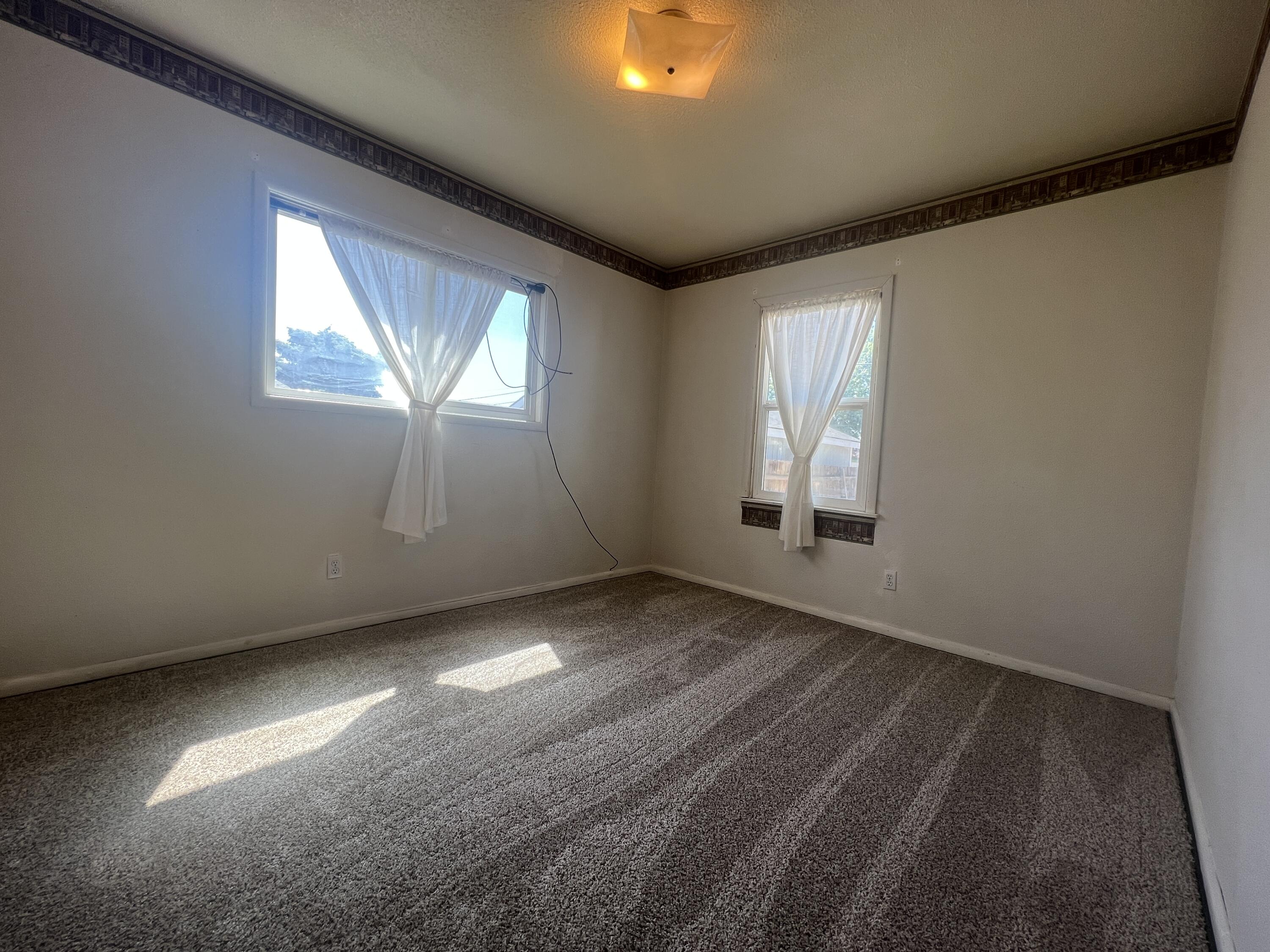 Klamath Falls -Mills Addition - Residential