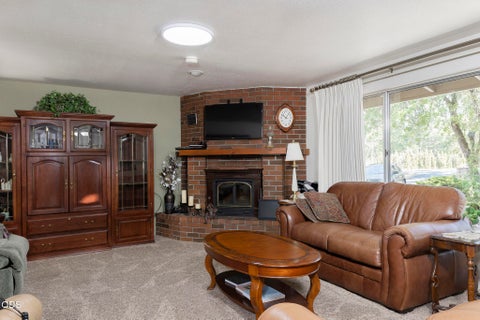 Tiny photo for 301 Lloyd Drive, Grants Pass, OR 97526 (MLS # 220227035)