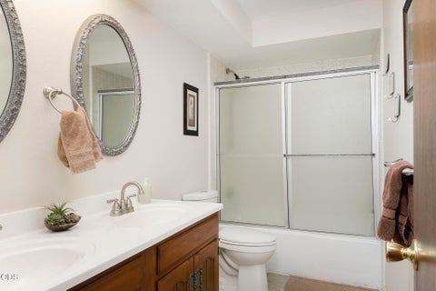 Tiny photo for 301 Lloyd Drive, Grants Pass, OR 97526 (MLS # 220227035)