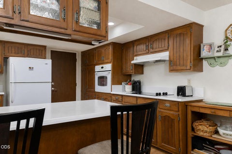 Tiny photo for 301 Lloyd Drive, Grants Pass, OR 97526 (MLS # 220227035)