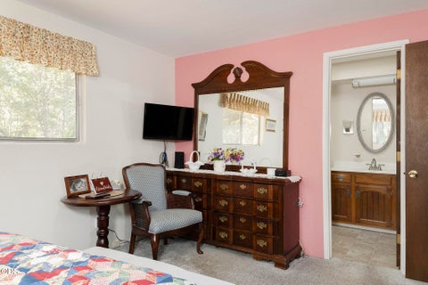 Tiny photo for 301 Lloyd Drive, Grants Pass, OR 97526 (MLS # 220227035)
