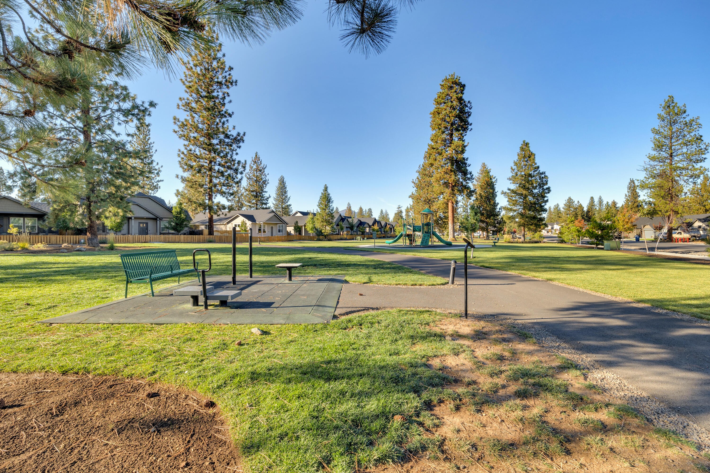 Mckenzie Meadow Vill - Residential