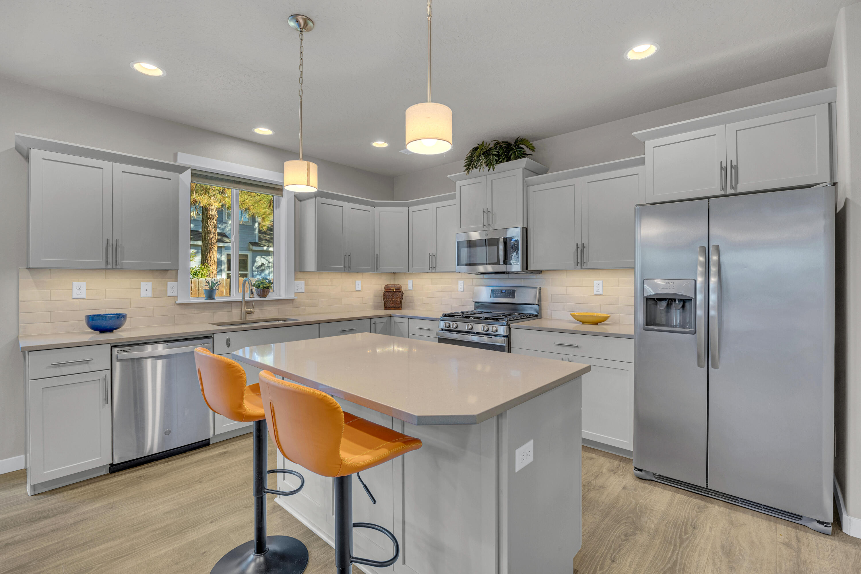 Mckenzie Meadow Vill - Residential