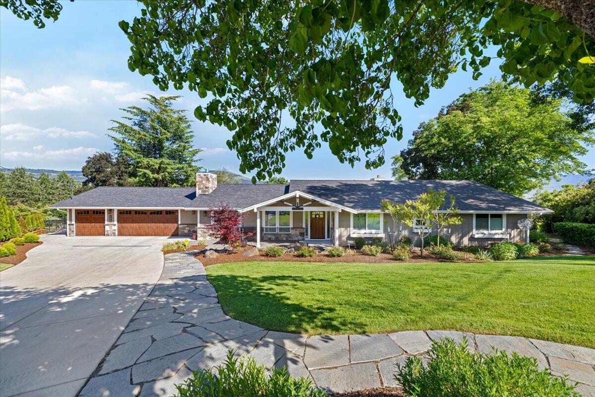 Rogue Valley Estates Subdivision - Residential