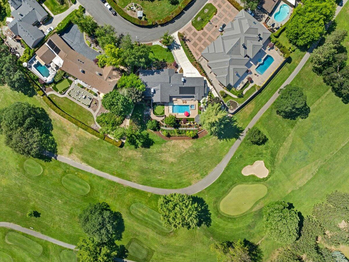 Rogue Valley Estates Subdivision - Residential