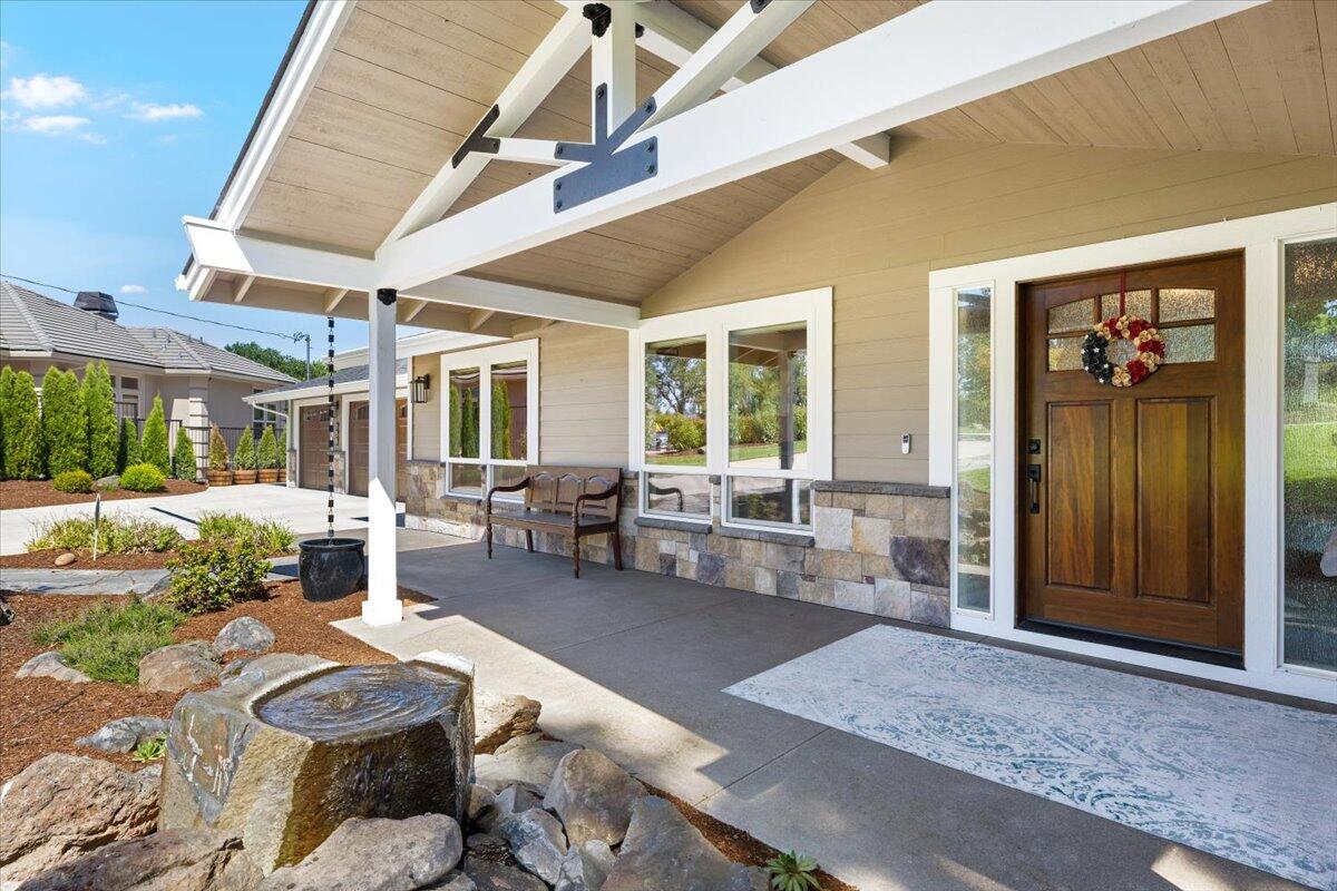 Rogue Valley Estates Subdivision - Residential