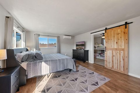 Tiny photo for 66511 Ponderosa Loop, Bend, OR 97703 (MLS # 220213596)