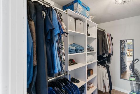 Tiny photo for 66511 Ponderosa Loop, Bend, OR 97703 (MLS # 220213596)