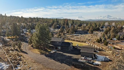 Tiny photo for 66511 Ponderosa Loop, Bend, OR 97703 (MLS # 220213596)