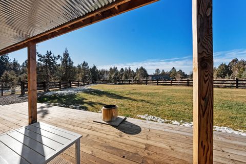 Tiny photo for 66511 Ponderosa Loop, Bend, OR 97703 (MLS # 220213596)