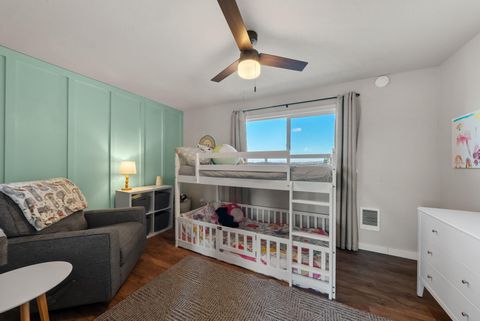 Tiny photo for 66511 Ponderosa Loop, Bend, OR 97703 (MLS # 220213596)