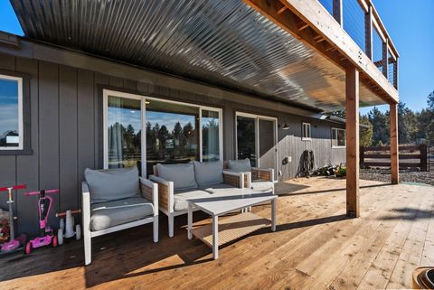 Tiny photo for 66511 Ponderosa Loop, Bend, OR 97703 (MLS # 220213596)