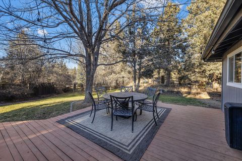 Tiny photo for 63425 Deschutes Market Road, Bend, OR 97701 (MLS # 220214084)
