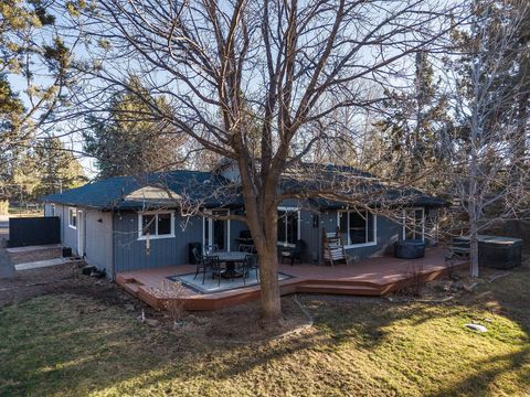 Tiny photo for 63425 Deschutes Market Road, Bend, OR 97701 (MLS # 220214084)