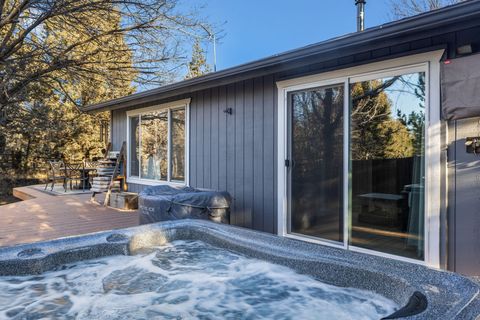 Tiny photo for 63425 Deschutes Market Road, Bend, OR 97701 (MLS # 220214084)