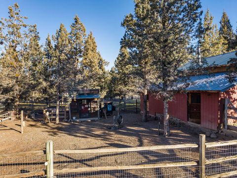 Tiny photo for 63425 Deschutes Market Road, Bend, OR 97701 (MLS # 220214084)