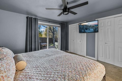 Tiny photo for 63425 Deschutes Market Road, Bend, OR 97701 (MLS # 220214084)