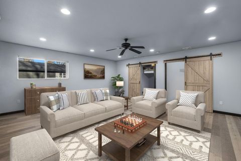 Tiny photo for 63425 Deschutes Market Road, Bend, OR 97701 (MLS # 220214084)