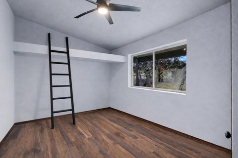 Tiny photo for 63425 Deschutes Market Road, Bend, OR 97701 (MLS # 220214084)