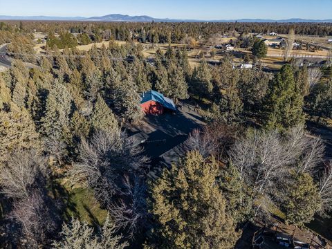 Tiny photo for 63425 Deschutes Market Road, Bend, OR 97701 (MLS # 220214084)