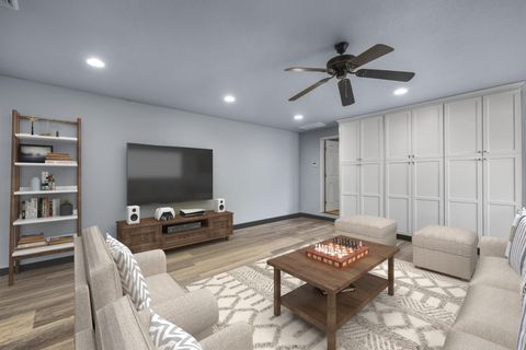 Tiny photo for 63425 Deschutes Market Road, Bend, OR 97701 (MLS # 220214084)