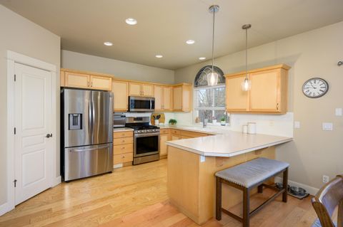 Tiny photo for 61701 Darla Place, Bend, OR 97702 (MLS # 220212320)