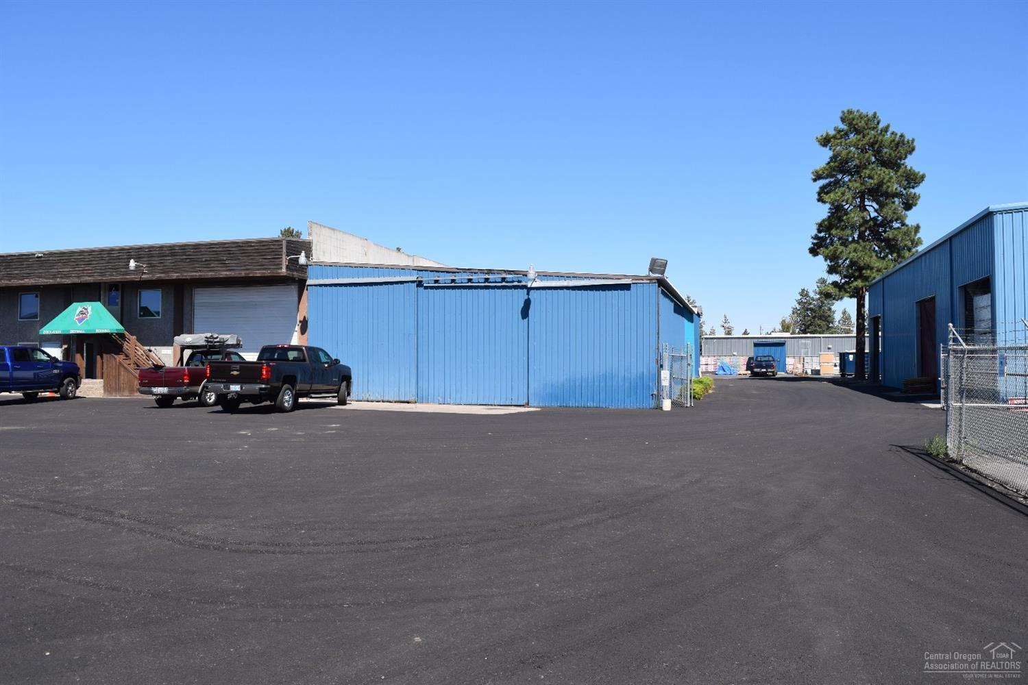 CLAB - Commercial Sale