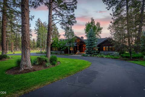 Tiny photo for 15385 Windigo Trail, Sisters, OR 97759 (MLS # 220226511)