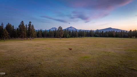 Tiny photo for 15385 Windigo Trail, Sisters, OR 97759 (MLS # 220226511)