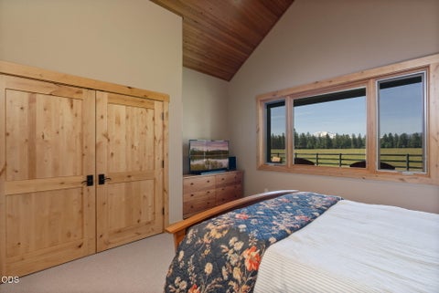 Tiny photo for 15385 Windigo Trail, Sisters, OR 97759 (MLS # 220226511)