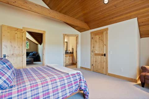 Tiny photo for 15385 Windigo Trail, Sisters, OR 97759 (MLS # 220226511)